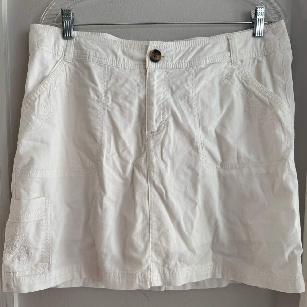 Croft & Barrow White Petite Stretch Skort, Size 14P.